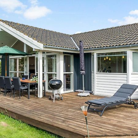 Cozy Home In Gedser With Wifi Exteriör bild